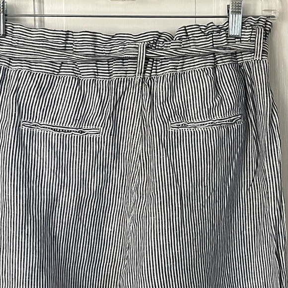 C&C California Women's Blue & White Striped 100% Linen Belted Pants Size Large - Picture 6 of 10